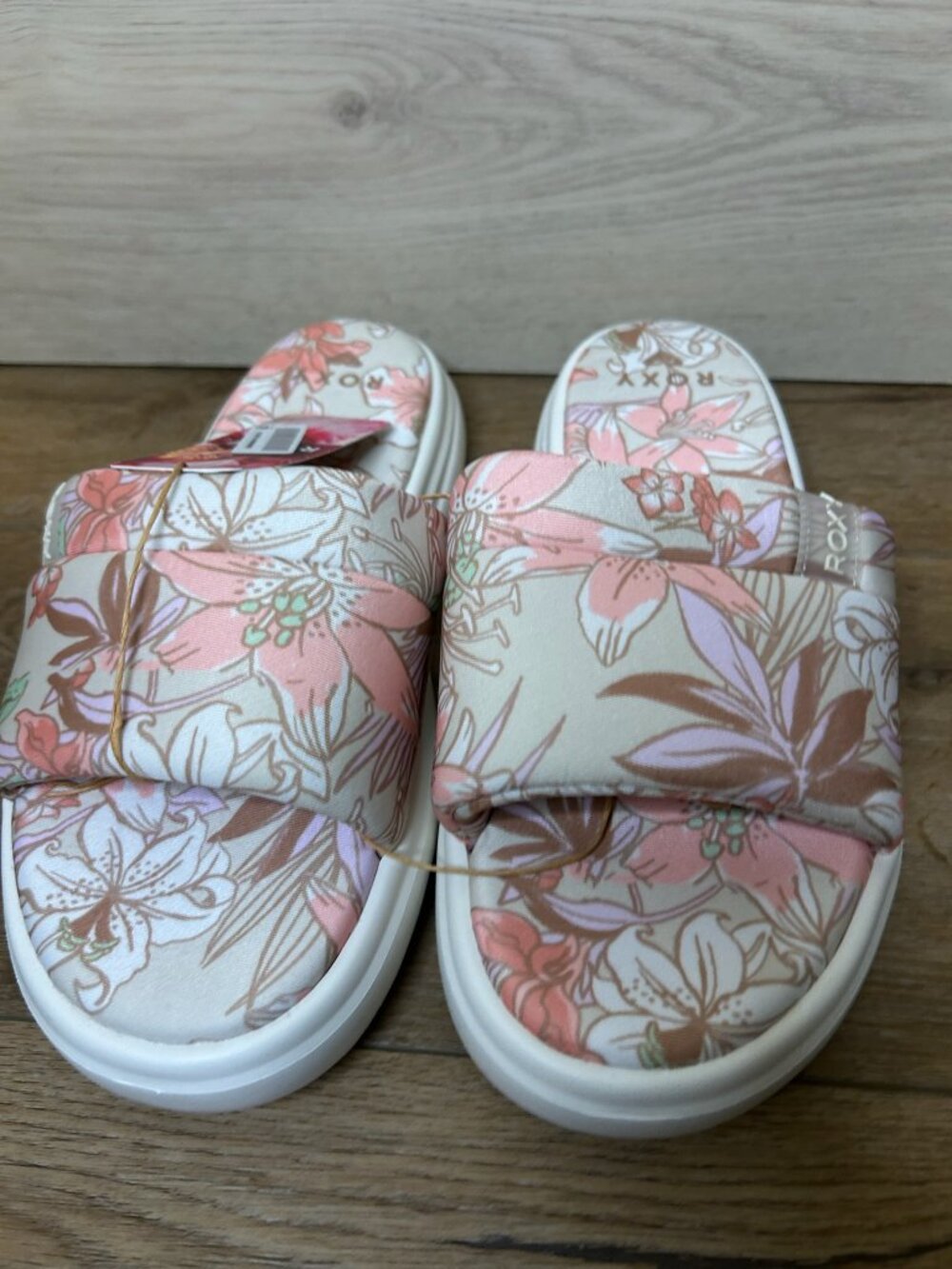 Roxy Women's Gelato Lux Slip-on Flat Sandals Pink Size 10 NWT